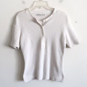 Abercrombie & Fitch White Ribbed Henley Top - Size Medium